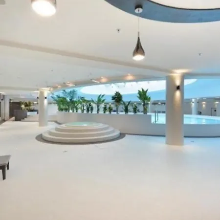 Hanza Tower Family With Sauna & Jacuzii & Pool & Spa Appartamento Stettino
